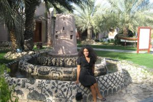 Giselle_Trujillo,_giselletrujillo.com,_Dubai,_UAE_2008,_UAE_Heritage_Village__Dubai19_054